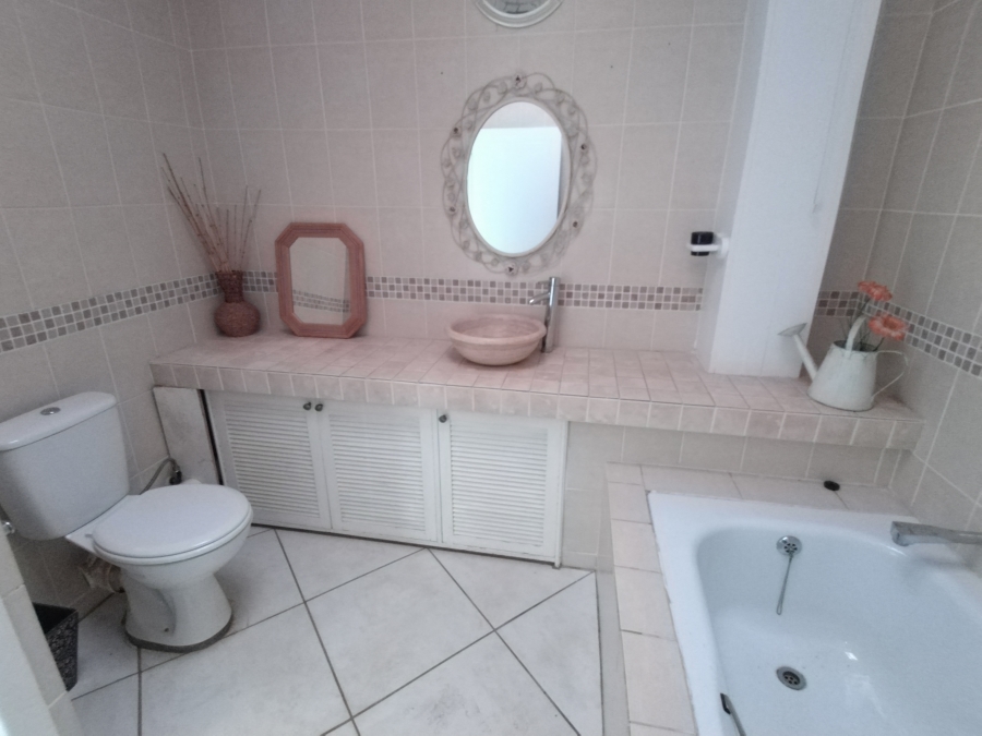 3 Bedroom Property for Sale in Kosmos North West